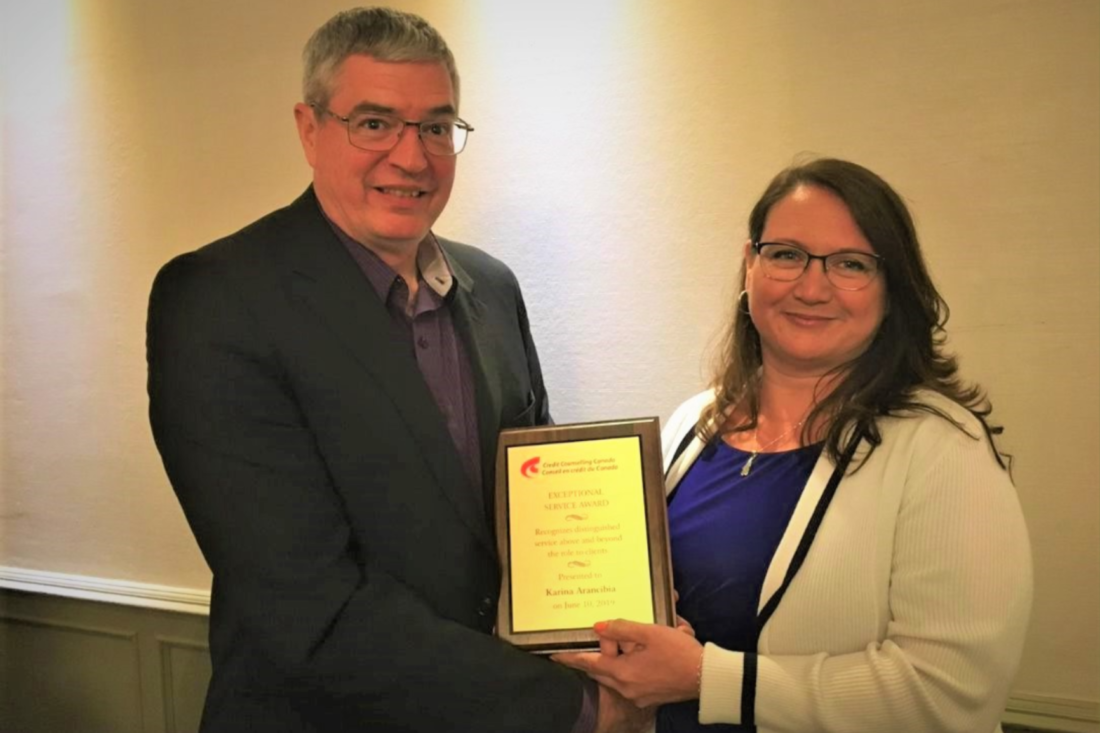 karina Arancibia receives the exceptional service award